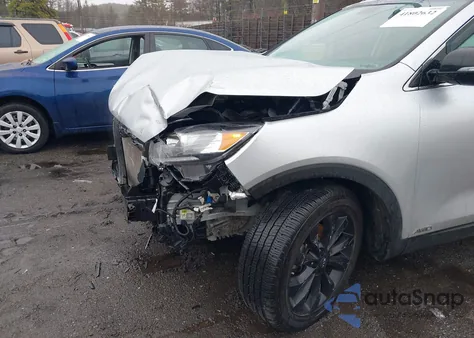 2020 Kia Sorento 3.3L S z USA, uszkodzony, nr VIN 5XYPGDA55LG667883